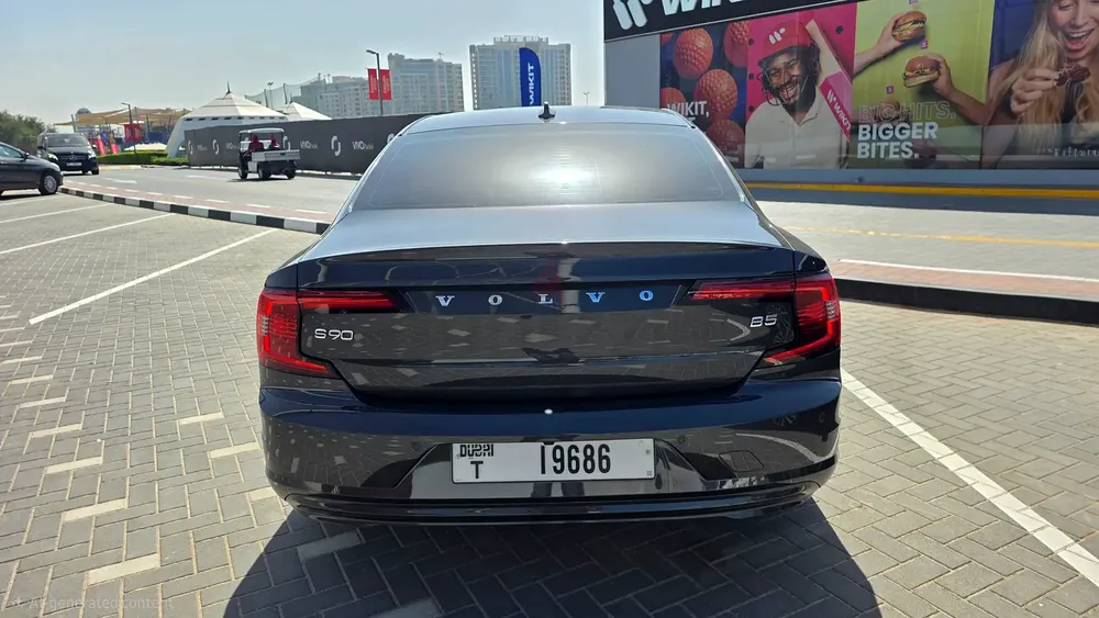 2023 Volvo S90 B5 I Volvo 5 year Warranty I Agency maintained - Image 10