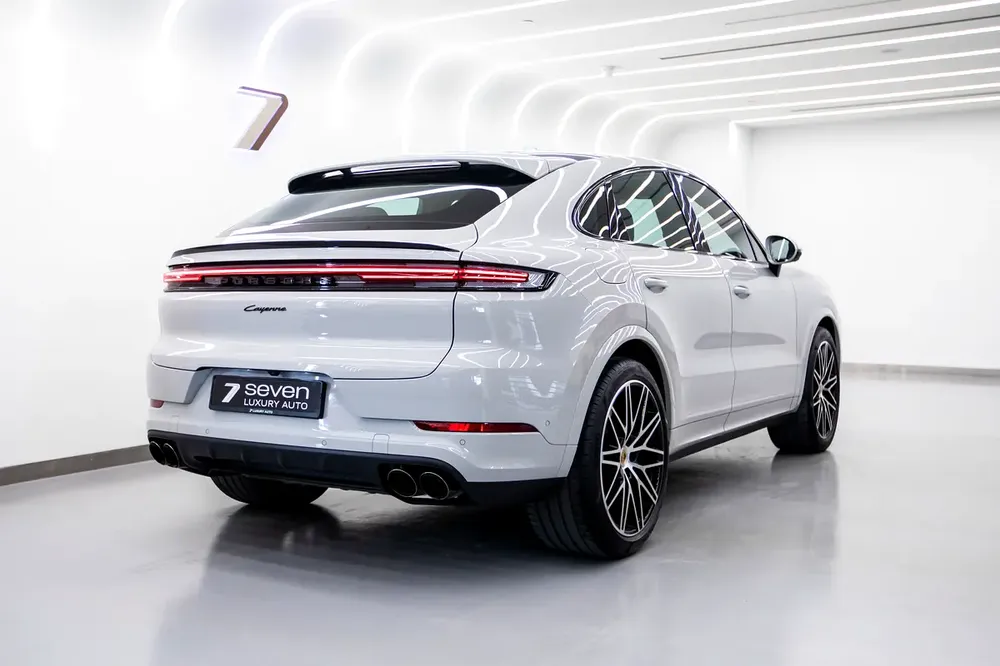 2024 | PORSCHE CAYENNE COUPE | GCC | WARRANTY AL NABOODAH | FULL OPTION | EXCELLENT CONDITION | - Image 5