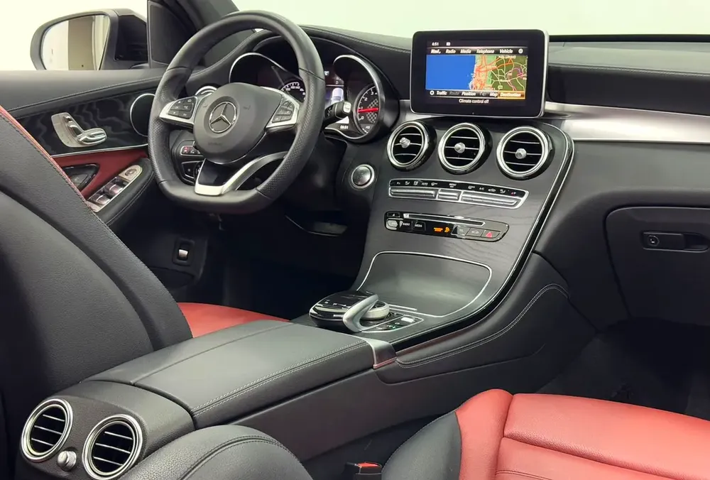 2019 Mercedes Benz GLC43 AMG 4MATIC Coupe, Warranty, 2027 GTA Service Pack, Excellent Condition, GCC - Image 11