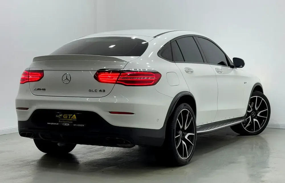 2019 Mercedes Benz GLC43 AMG 4MATIC Coupe, Warranty, 2027 GTA Service Pack, Excellent Condition, GCC - Image 4