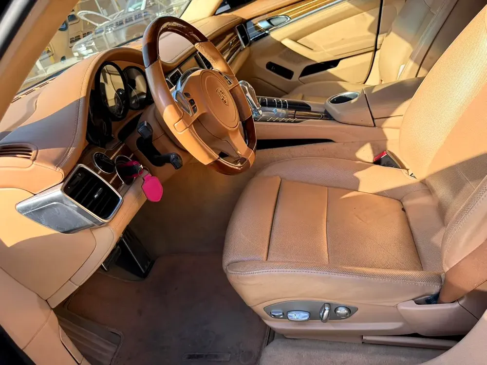 Porsche Panamera 4S 2012 - European Specs - Perfect Condition - Image 6