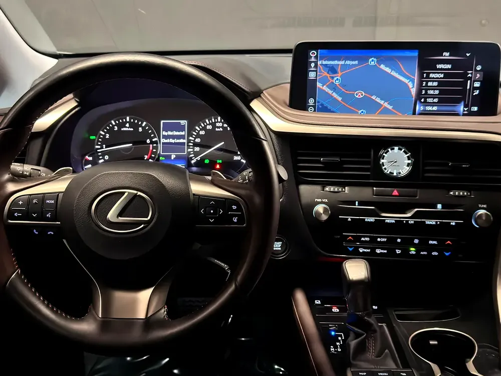 LEXUS RX 350 | 2022 | GCC | WARRANTY | IMMACULATE - Image 10