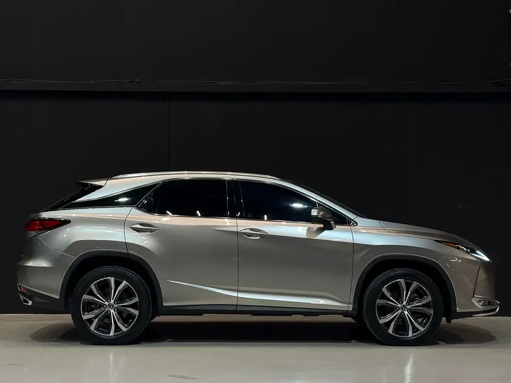 LEXUS RX 350 | 2022 | GCC | WARRANTY | IMMACULATE - Image 5