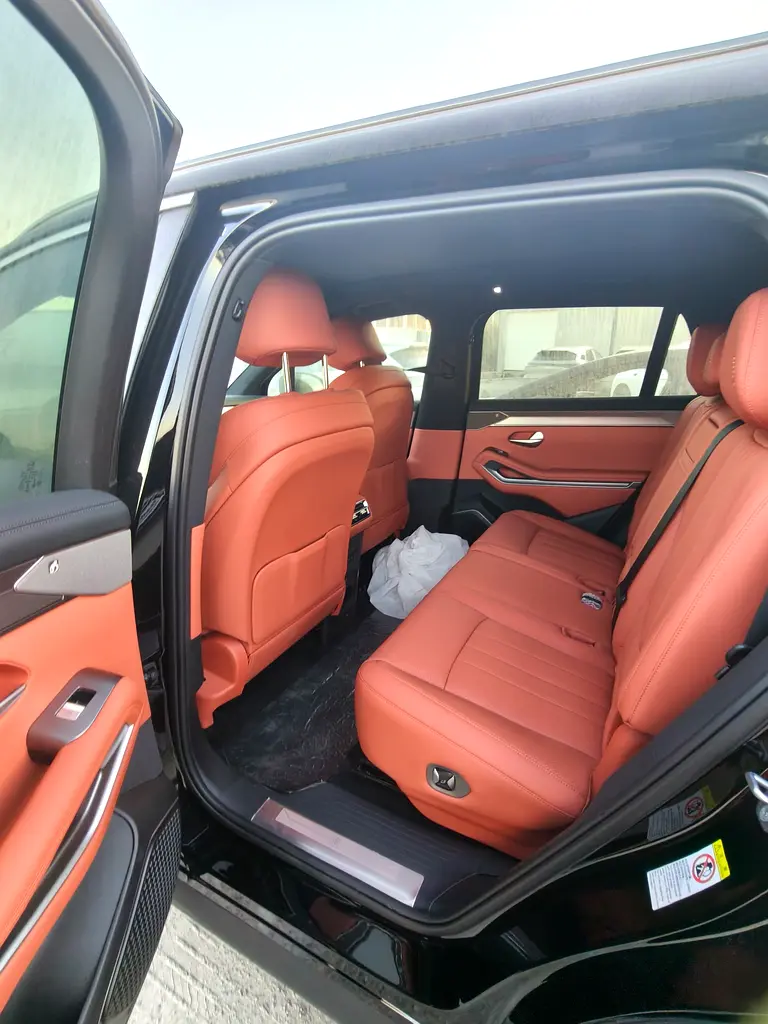 BYD Tang L DM-i – Flagship Intelligent Hybrid SUV - Image 10