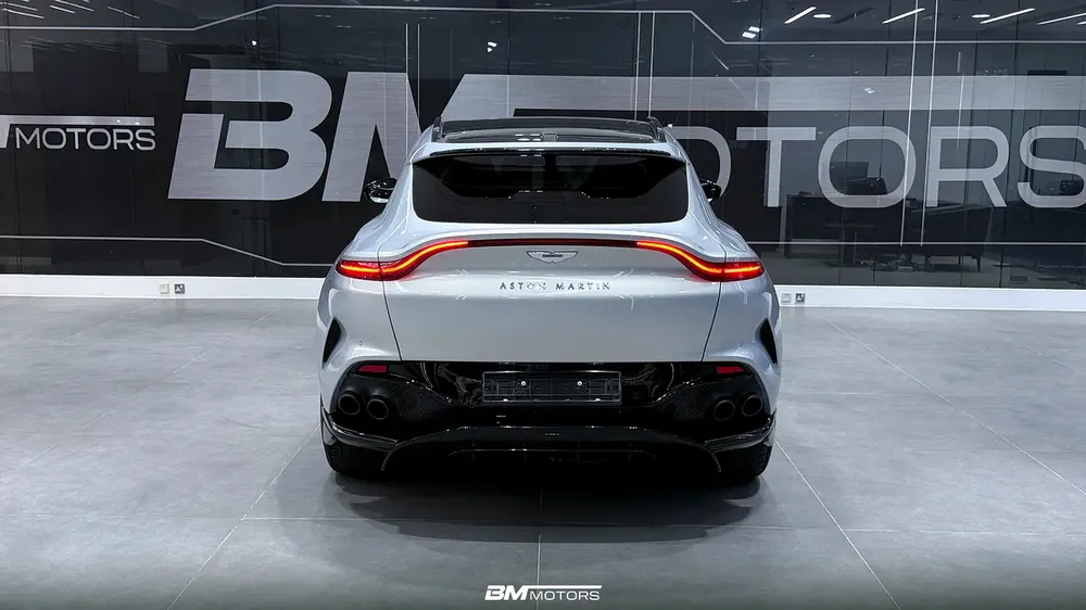 2023 Aston Martin DBX707 - Image 4