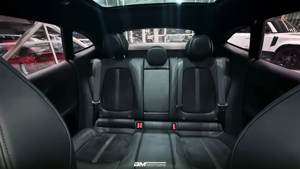 2023 Aston Martin DBX707 - Image 8