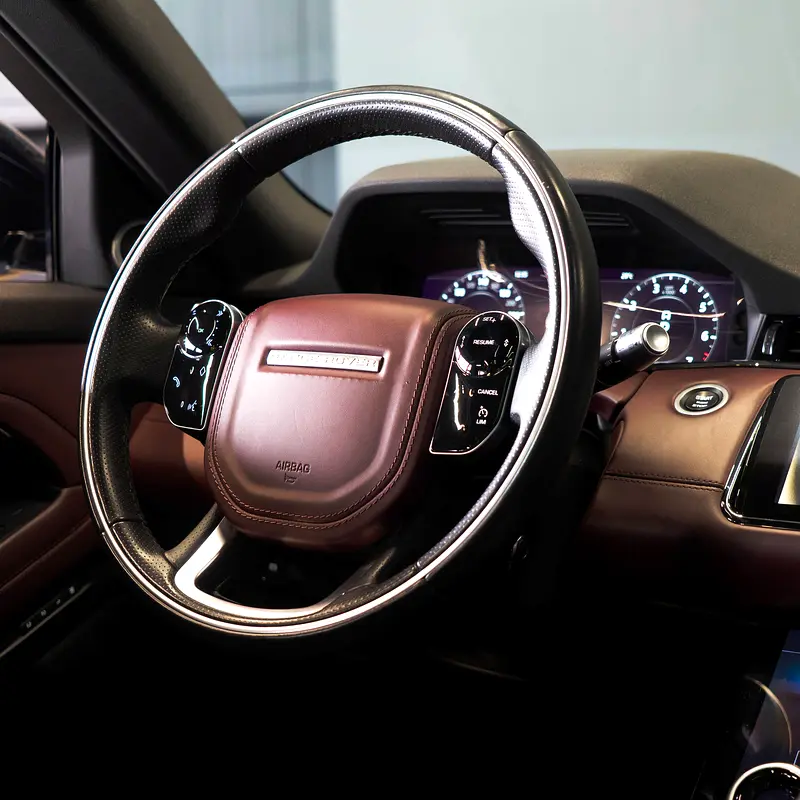 AED 2,490 pm  • 0% Downpayment • Evoque R-Dynamic HSE  • 1 Year Warranty - Image 10