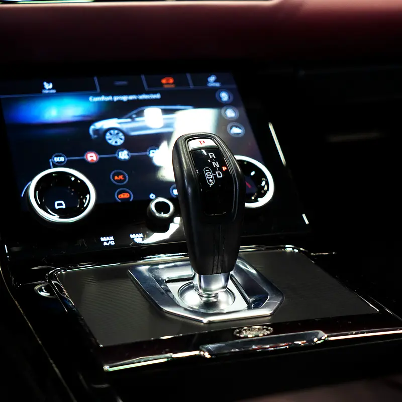 AED 2,490 pm  • 0% Downpayment • Evoque R-Dynamic HSE  • 1 Year Warranty - Image 13