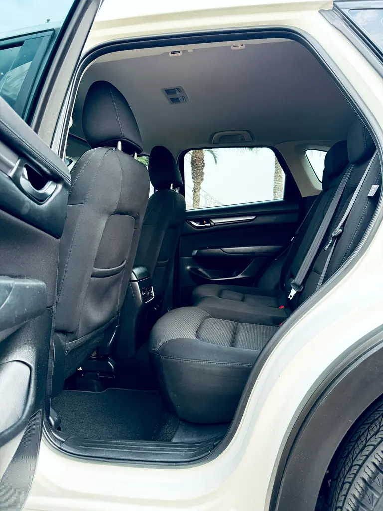 Mazda CX-5 2.5L AWD Model 2020 GCC Specifications Good Conditions - Image 9