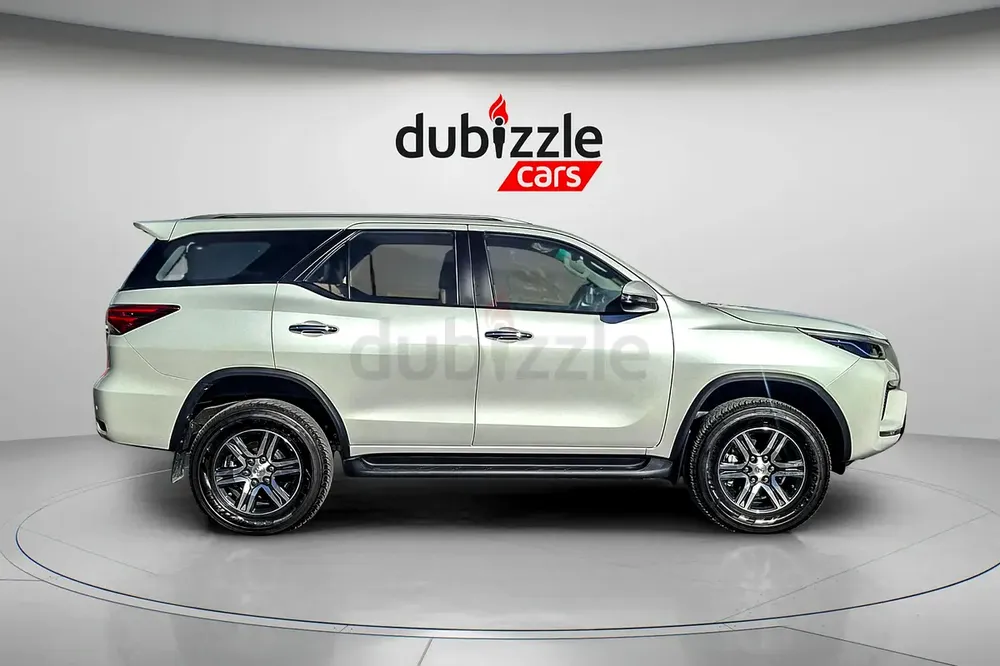 AED 1900/month | 2026 Toyota Fortuner  | GCC Specs | Ref#471570 - Image 4