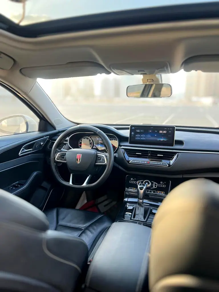 Hongqi H5 Comfort 2019 - GCC Specs - Excellent Condition - Image 11