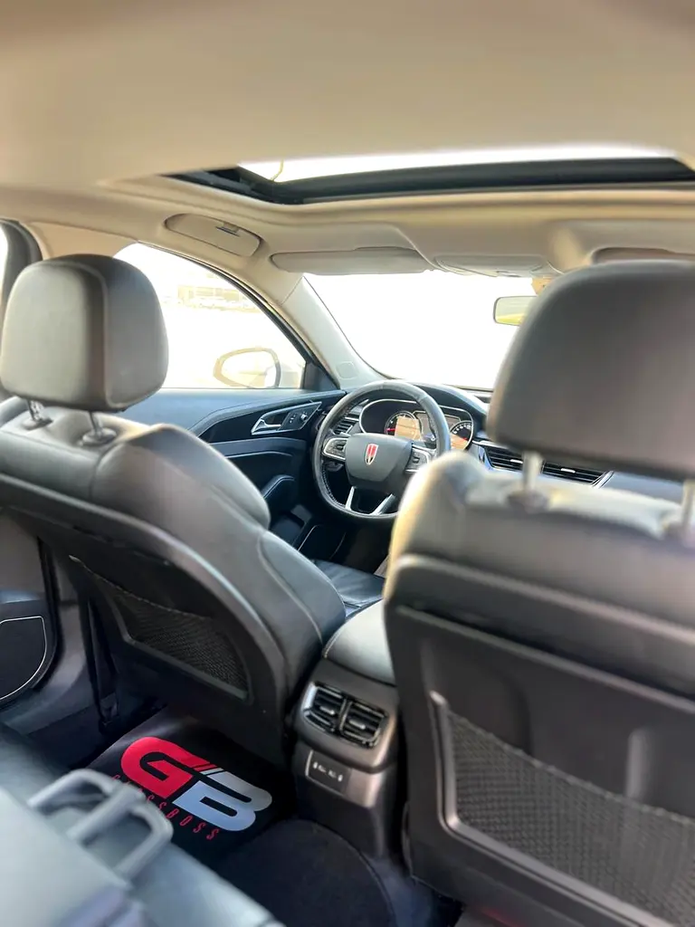 Hongqi H5 Comfort 2019 - GCC Specs - Excellent Condition - Image 13