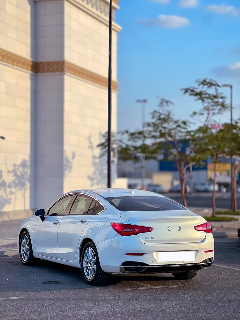 Hongqi H5 Comfort 2019 - GCC Specs - Excellent Condition - Image 6