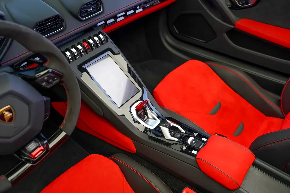 HURACAN EVO SPYDER | TWO TONE INTERIOR | WARRANTY AVAIALBLE - Image 11