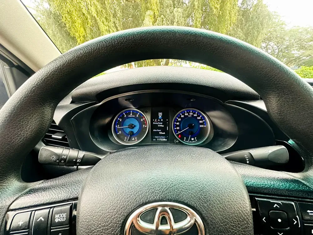 Toyota Hilux Double Cab GL 2019 - GCC Specs - Image 10