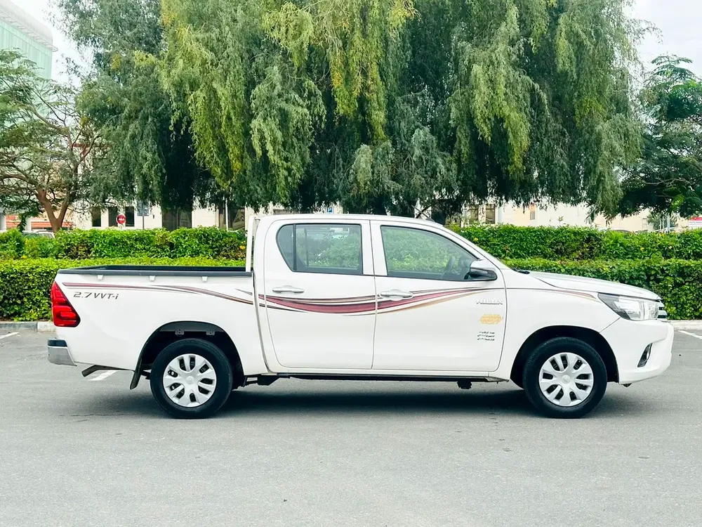 Toyota Hilux Double Cab GL 2019 - GCC Specs - Image 4