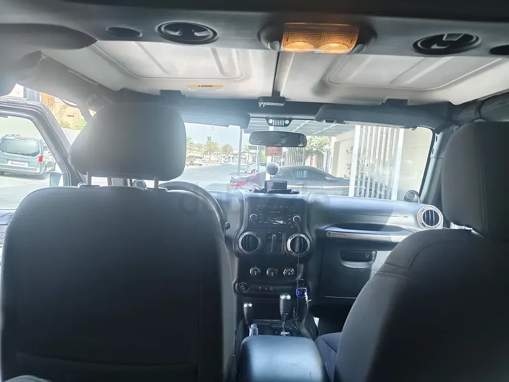 Jeep wrangler sport in very good condition - Image 8