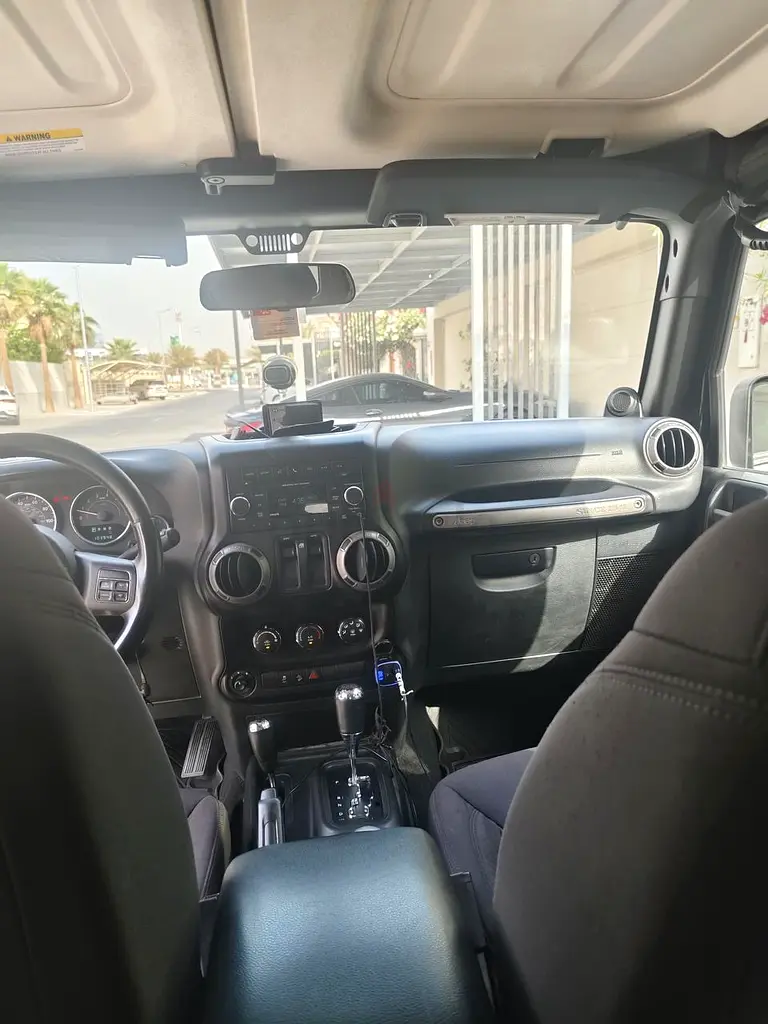 Jeep wrangler sport in very good condition - Image 9