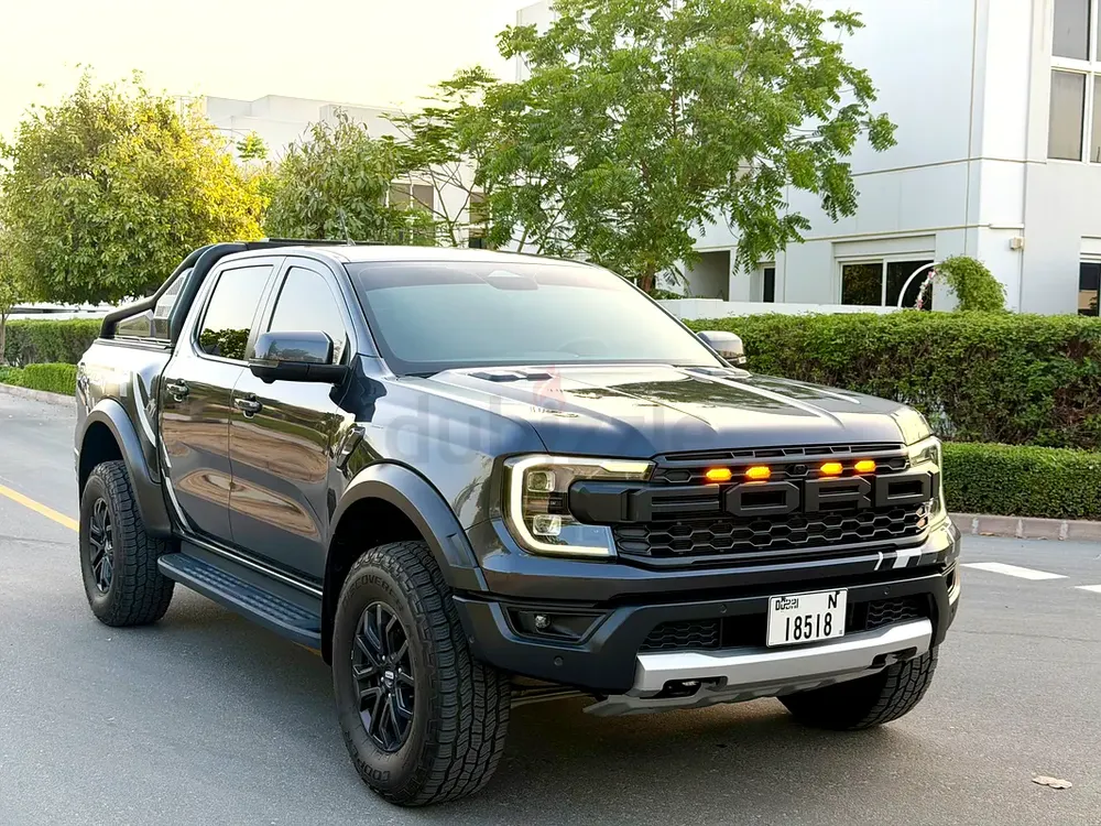 Under warranty + service Ford Ranger Raptor 2023 - GCC Specs - Image 6