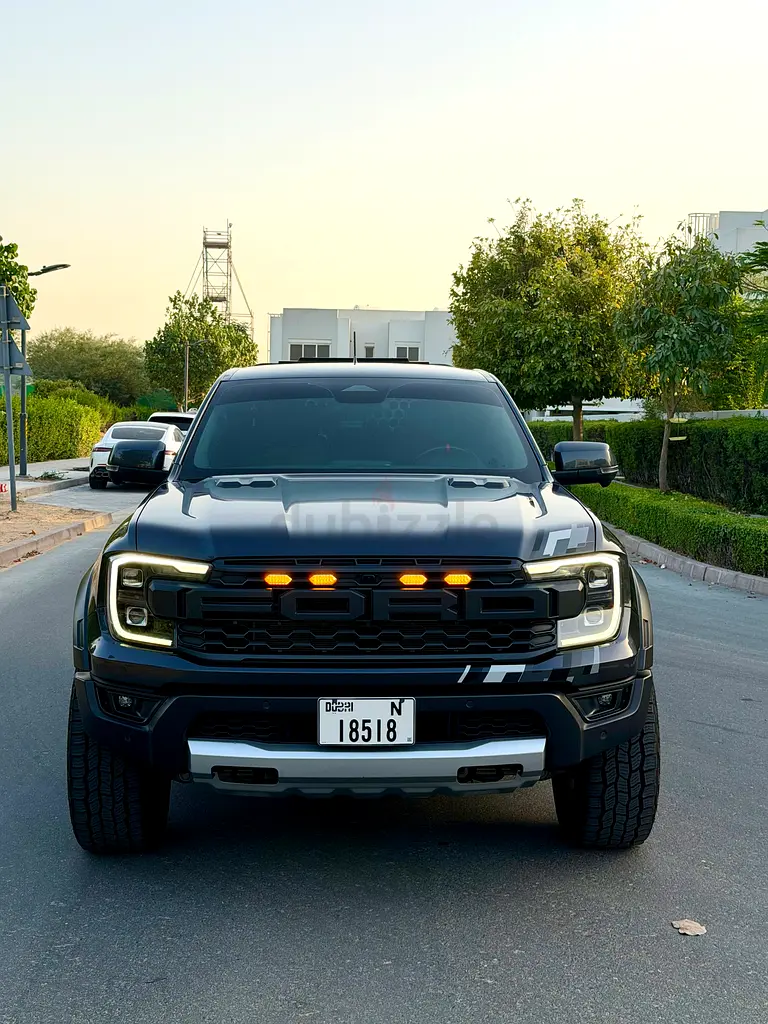 Under warranty + service Ford Ranger Raptor 2023 - GCC Specs - Image 7