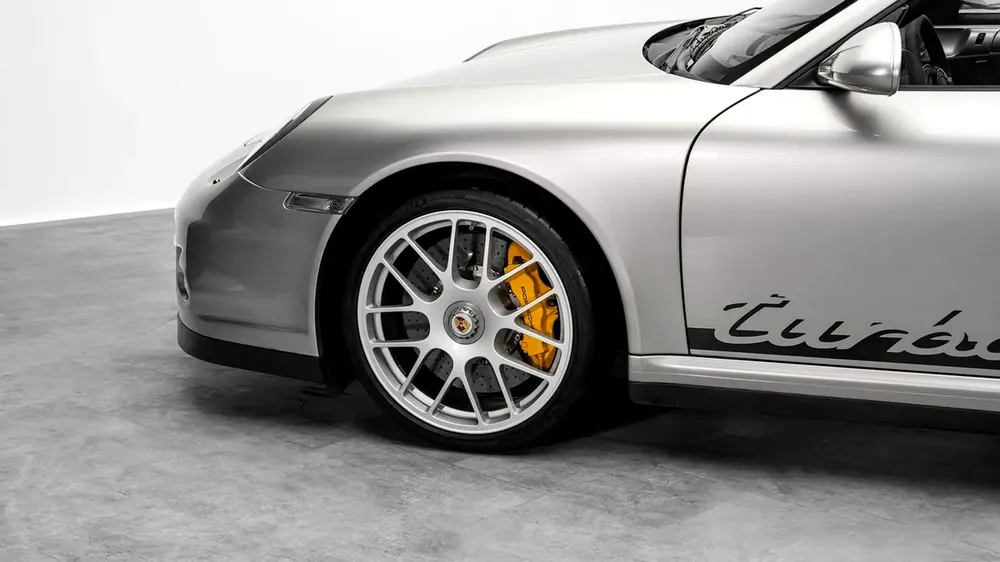 Porsche 911 (997) Turbo S - 2012 - Japanese Specs - Image 4