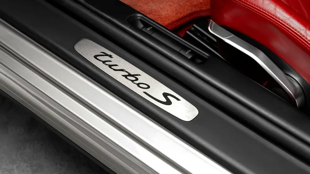 Porsche 911 (997) Turbo S - 2012 - Japanese Specs - Image 8
