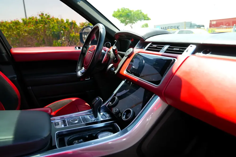 2018 Land Rover Range Rover Sport Supercharged | GCC Specs | Pristine Condition - Image 10