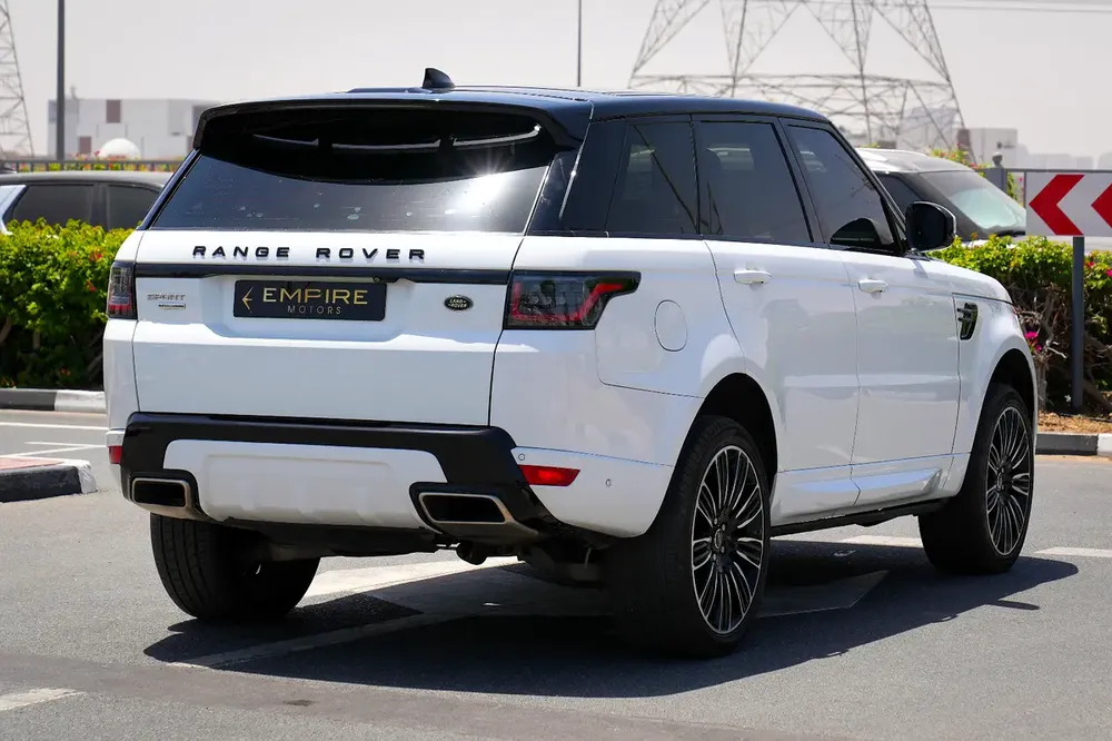 2018 Land Rover Range Rover Sport Supercharged | GCC Specs | Pristine Condition - Image 5