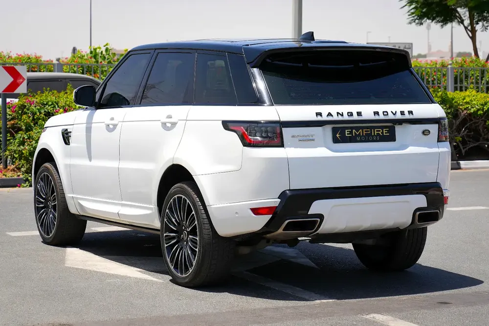 2018 Land Rover Range Rover Sport Supercharged | GCC Specs | Pristine Condition - Image 6
