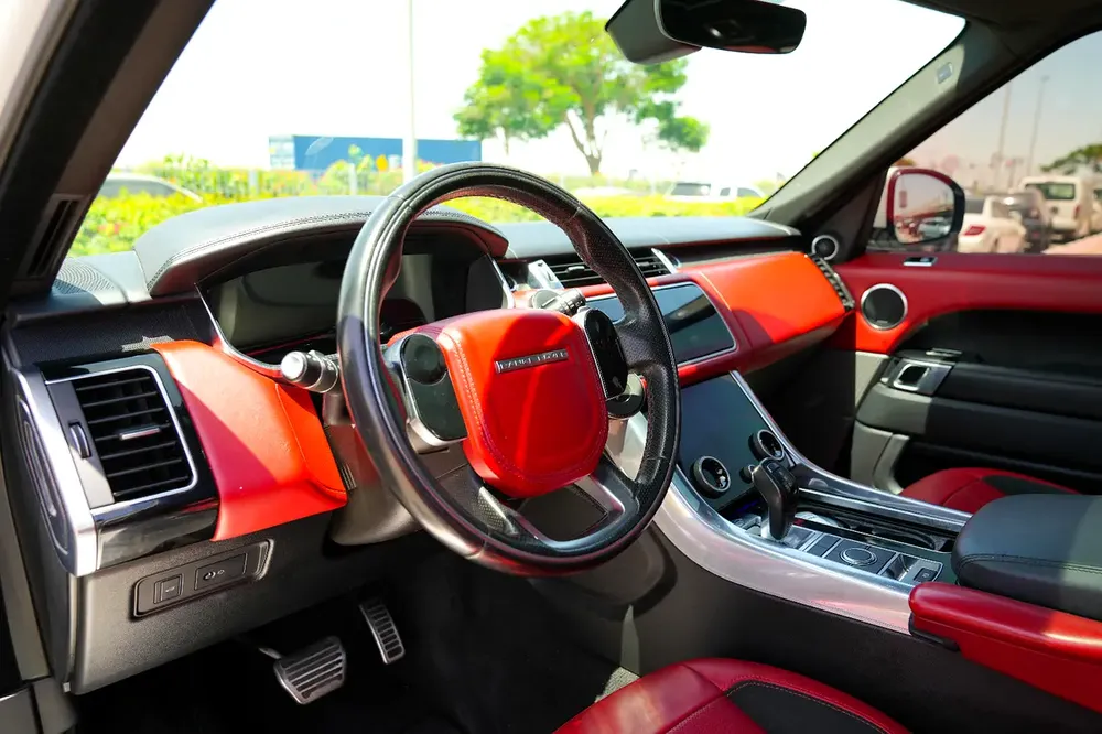 2018 Land Rover Range Rover Sport Supercharged | GCC Specs | Pristine Condition - Image 9
