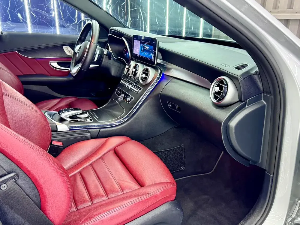 Mercedes-Benz C 300e 2020 GCC Specs - Image 17