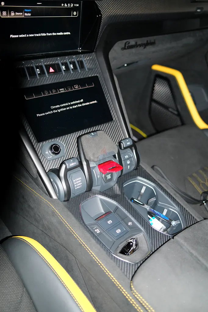 Lamborghini proformante dubai ultimate  car - Image 11