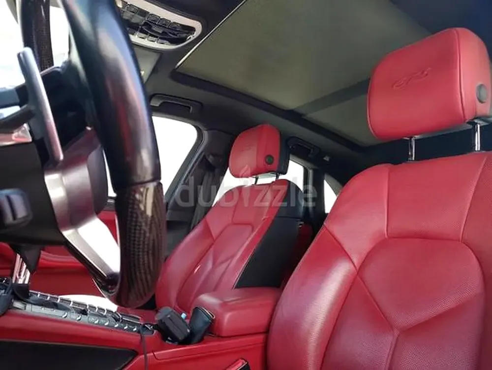 AED 2529/month | 2017 Porsche Macan  | GCC Specs | Ref#479968 - Image 14