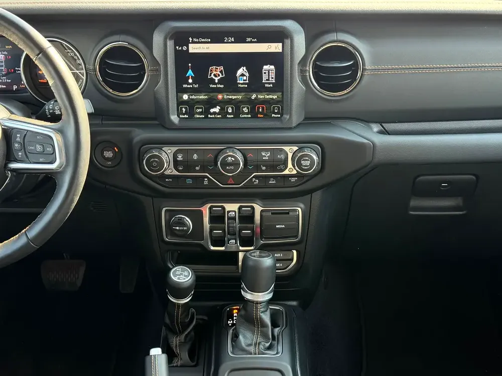 Wrangler 4XE 2.0L PHEV 4WD 2023 Export Price @ 155,500 AED - Image 6