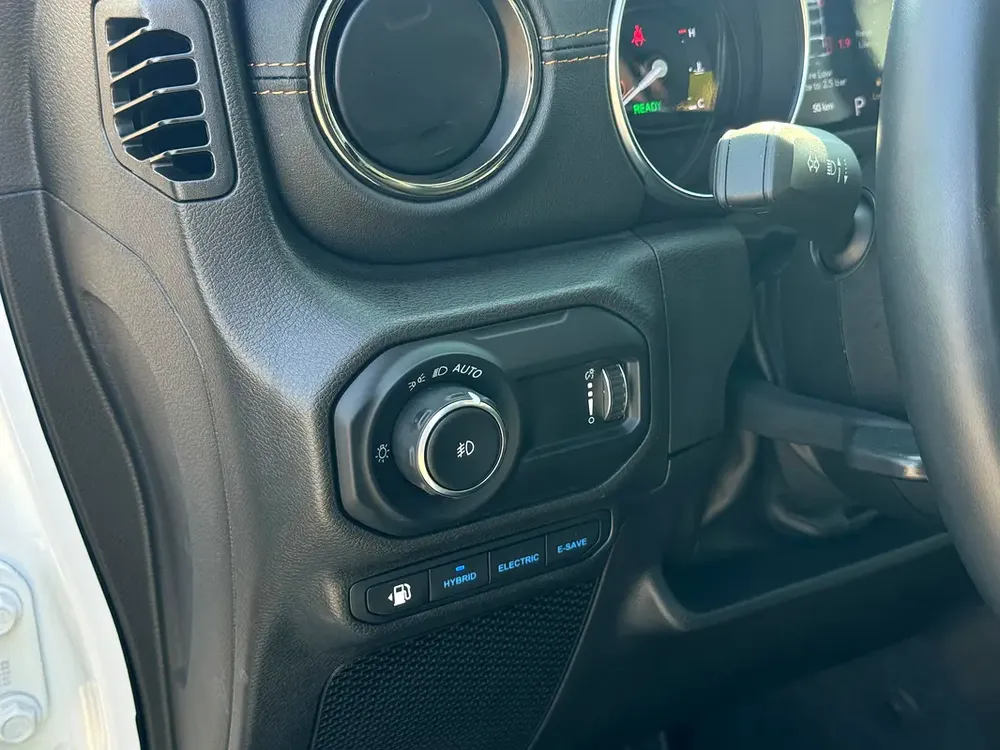 Wrangler 4XE 2.0L PHEV 4WD 2023 Export Price @ 155,500 AED - Image 7