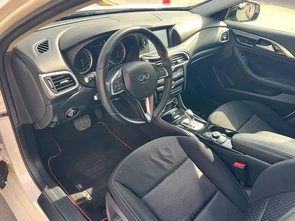 INFINITY Q30 SINGLE OWNER GCC SPECS FULL SERVICE HISTORY AVAILABLE ORGINAL PAINT - Image 14