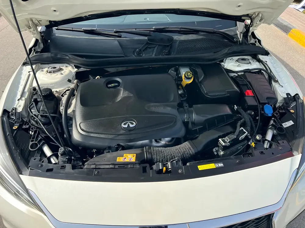 INFINITY Q30 SINGLE OWNER GCC SPECS FULL SERVICE HISTORY AVAILABLE ORGINAL PAINT - Image 19