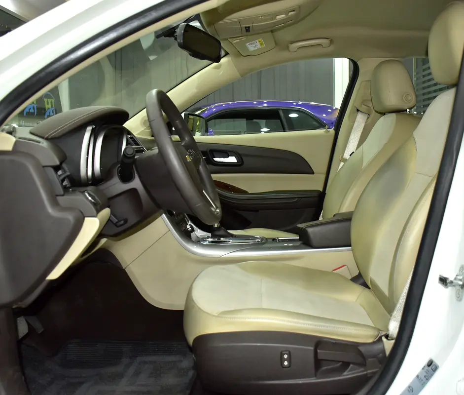 EXCELLENT DEAL for our Chevrolet Malibu LT ( 2016 Model ) in White Color GCC Specs - Image 10