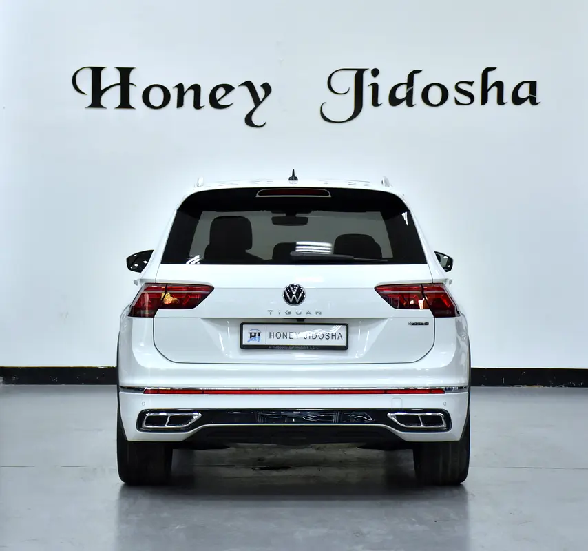 AED 2,360 EMi at 0% DP | Volkswagen Tiguan R-Line 4Motion ( 2024 Model ) in White Color GCC Specs - Image 6