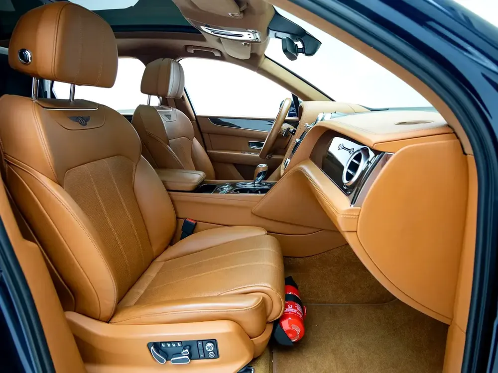 2019 | Bentley | Bentayga | GCC Spec - Image 11