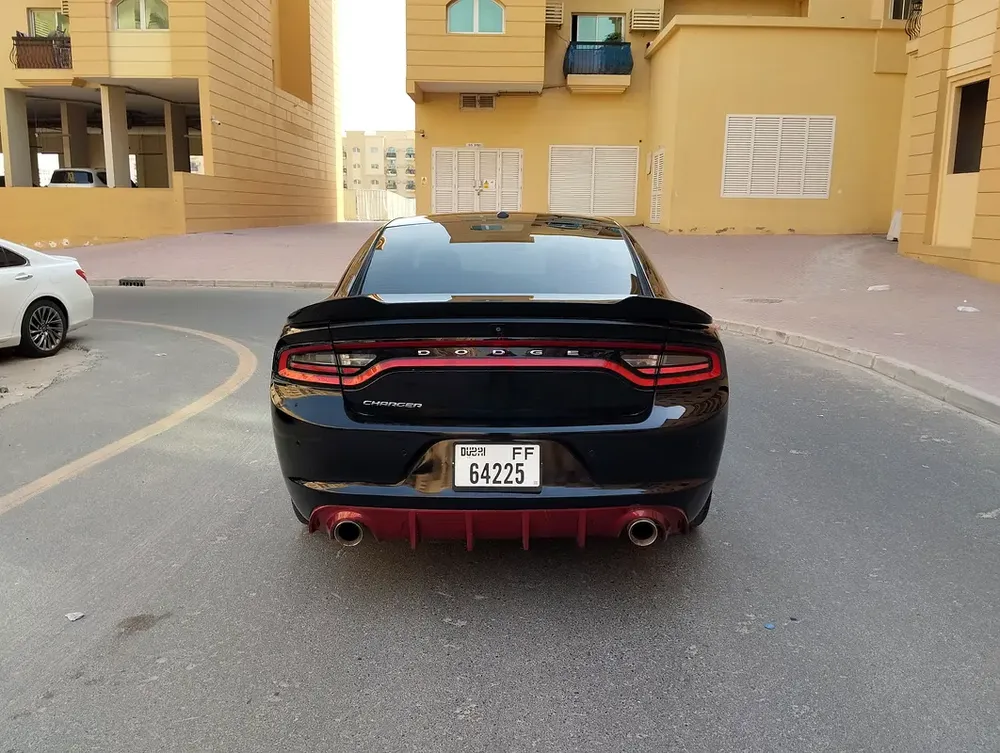 Doge charger 2018 American specs - Image 10