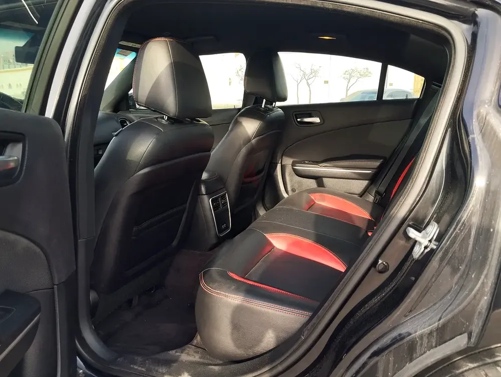 Doge charger 2018 American specs - Image 14