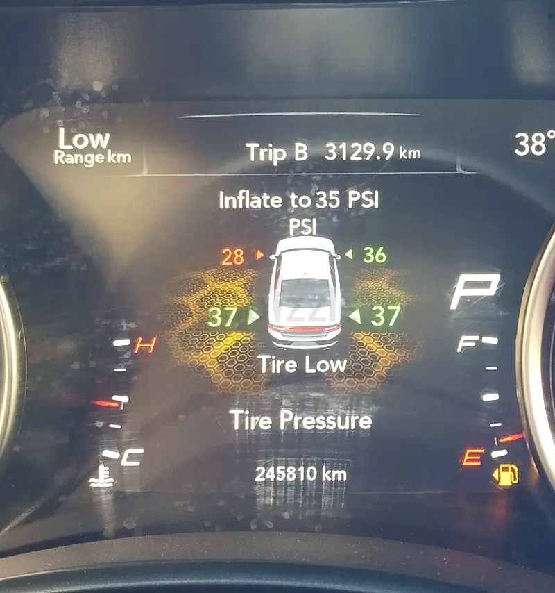 Doge charger 2018 American specs - Image 9