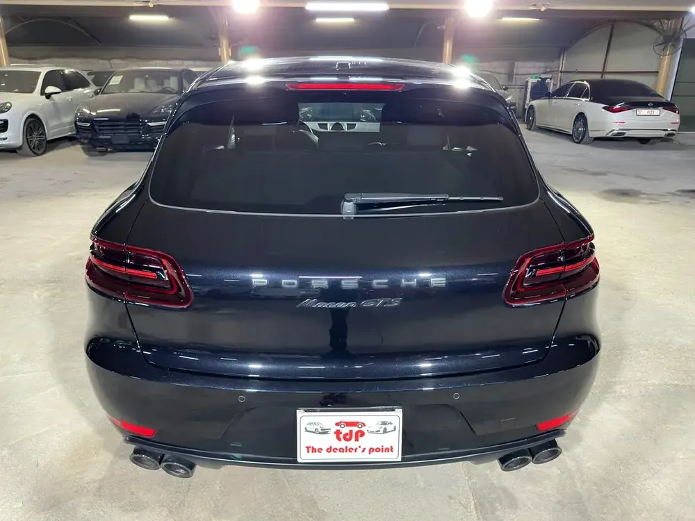 PORSCHE MACAN GTS 2017 3.0L | SPORTS CHRONO PACKAGE | SPORTS EXHAUST SYSTEM | 21-INCH ALLOY RIMS - Image 5