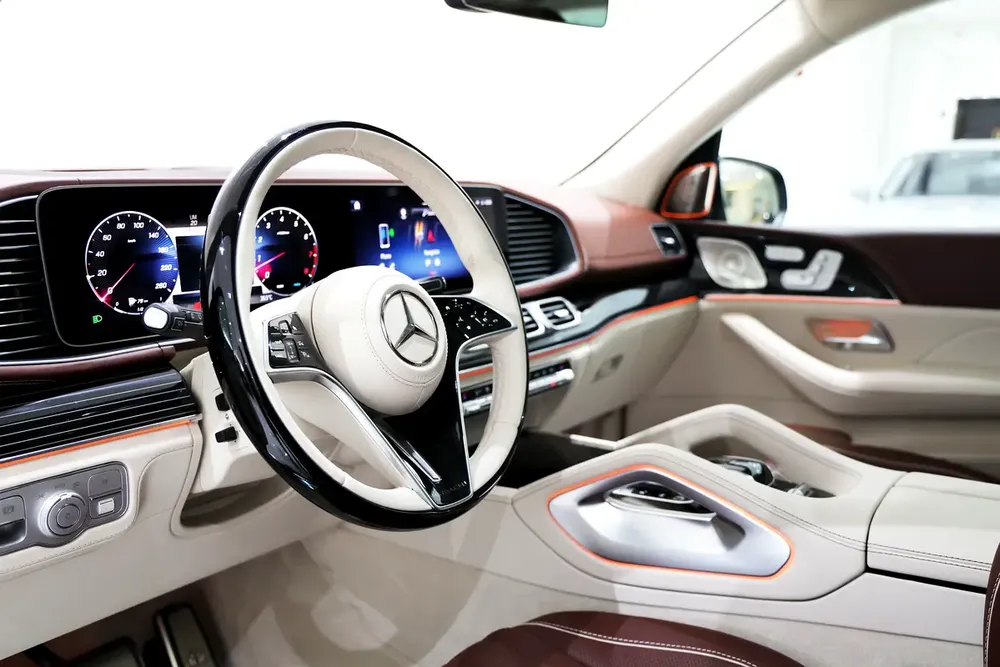 2025 Mercedes-Maybach GLS 600 – Black  Red | Ultra Luxury SUV | Gargash Warranty  Service contract - Image 9