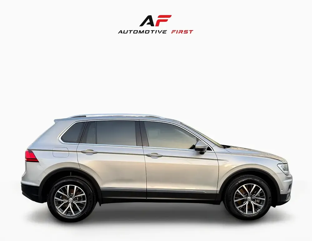 2018 Volkswagen Tiguan SEL 2.0L - Excellent Condition! - Image 12