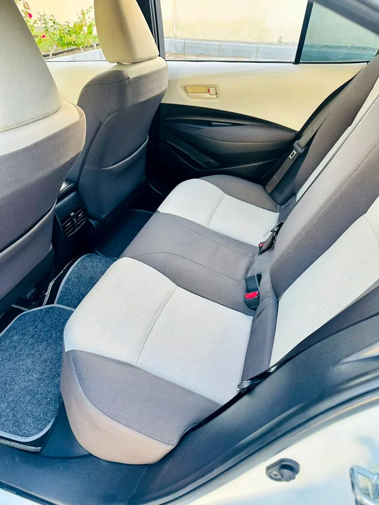 Toyota Corolla 2021 GCC URGENT SALE - Image 12