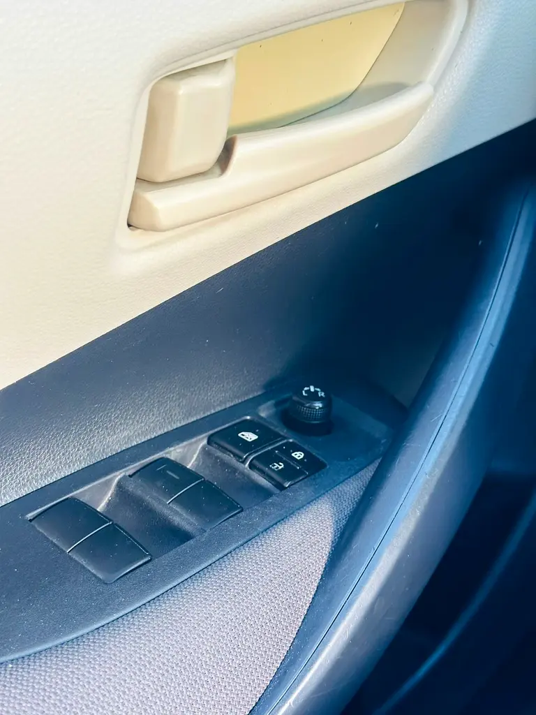 Toyota Corolla 2021 GCC URGENT SALE - Image 17
