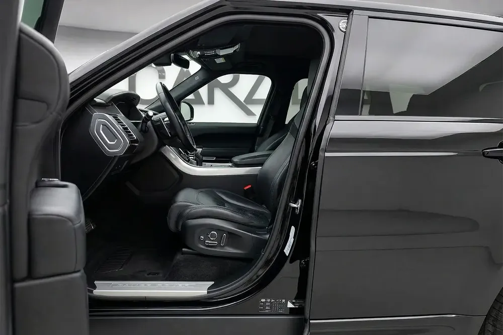 Range Rover Sport SVR 2022 l Supercharged V8 l AED 5,483 P.M l 0% Downpayment - Image 9