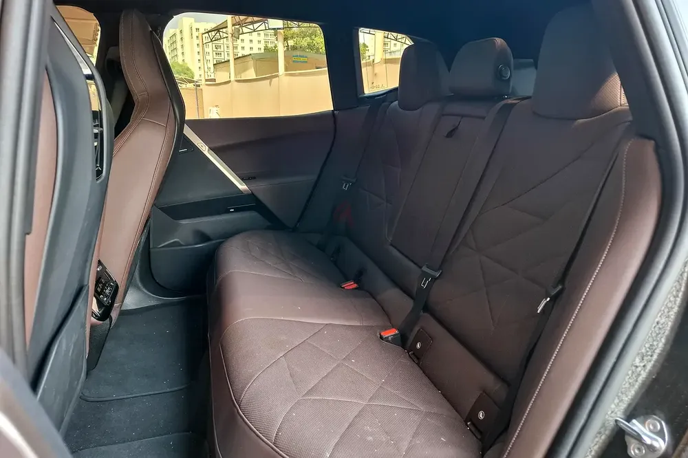 AED 3647/month | 2023 BMW iX xDrive40 | GCC Specs | Ref#332753 - Image 12